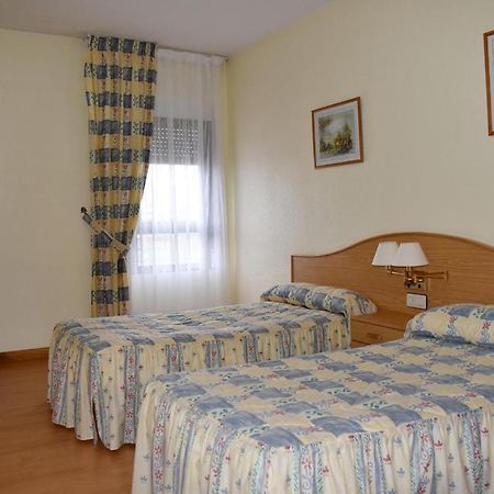 Hotel Ria De Vigo "Tierra De Campos" Becilla de Valderaduey Ngoại thất bức ảnh